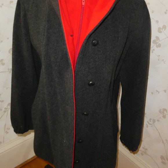 VINTAGE MACKINTOSH VESTCOAT-WOOL-DEEP GREY AND RED-SIZ 6-MADE I N USA - Picture 1 of 9